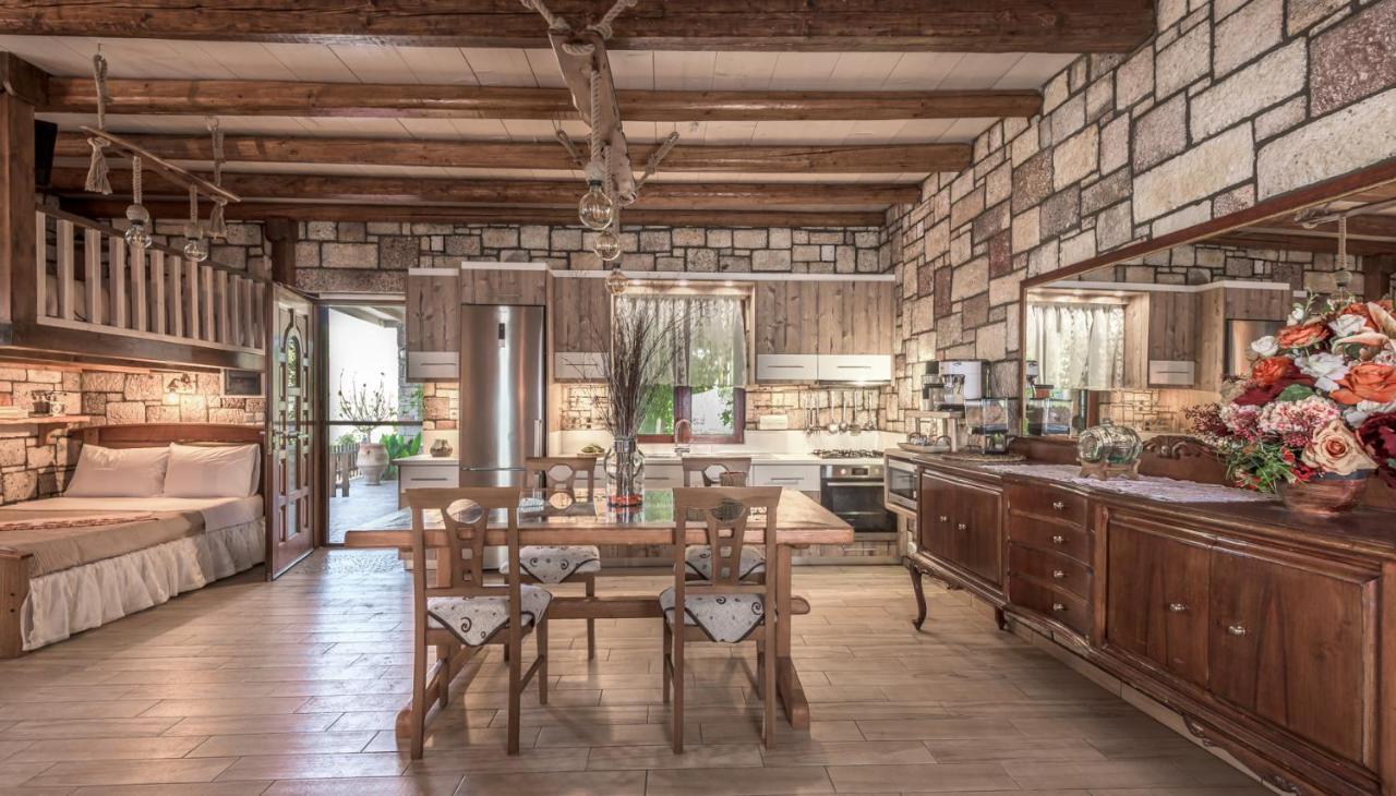 Emilia'S Little Farmhouses Agioi Anargyroi  Exterior photo